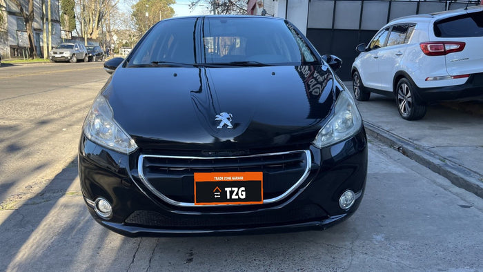 Peugeot 208 Active (2014)