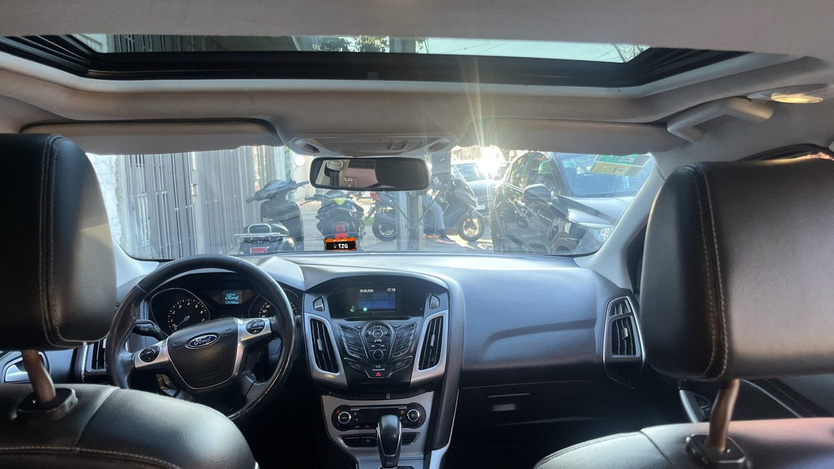 Ford Focus SE Plus 2.0 Automático (2014)